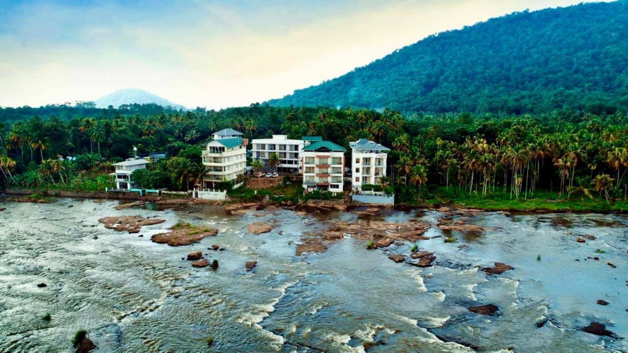 Athirapilly River Resort Athirappilly Luaran gambar