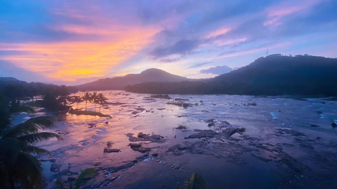 Athirapilly River Resort Athirappilly Luaran gambar