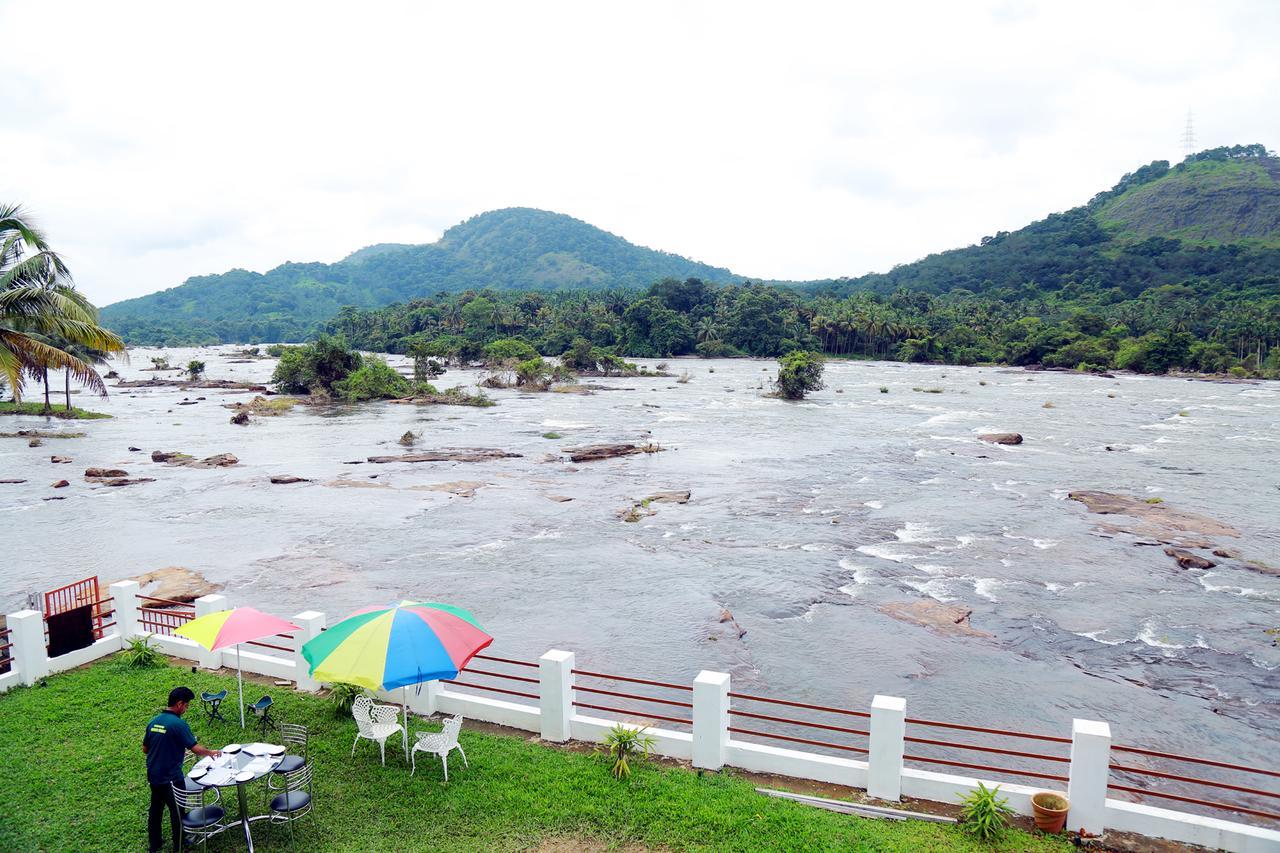 Athirapilly River Resort Athirappilly Luaran gambar